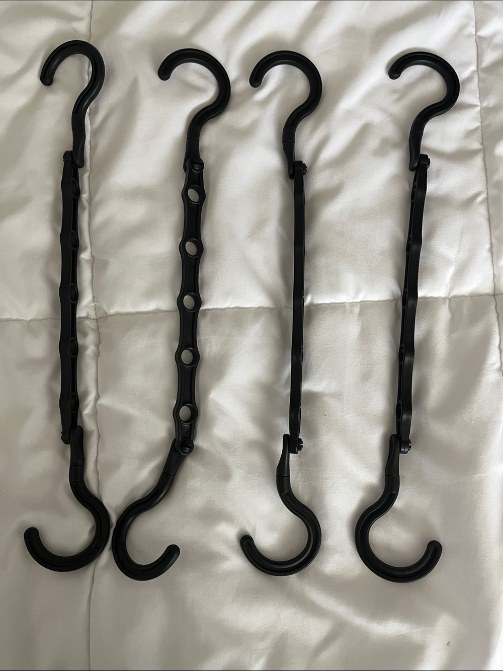 Space-Saving Multi-Hook Closet Hangers (Set of 4)